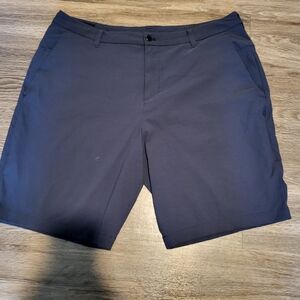 Lululemon Athletica Men's Dark Blue Flat Front Shorts